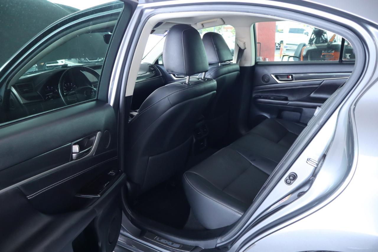 Lexus GS 200T 4dr Sdn RWD 2016