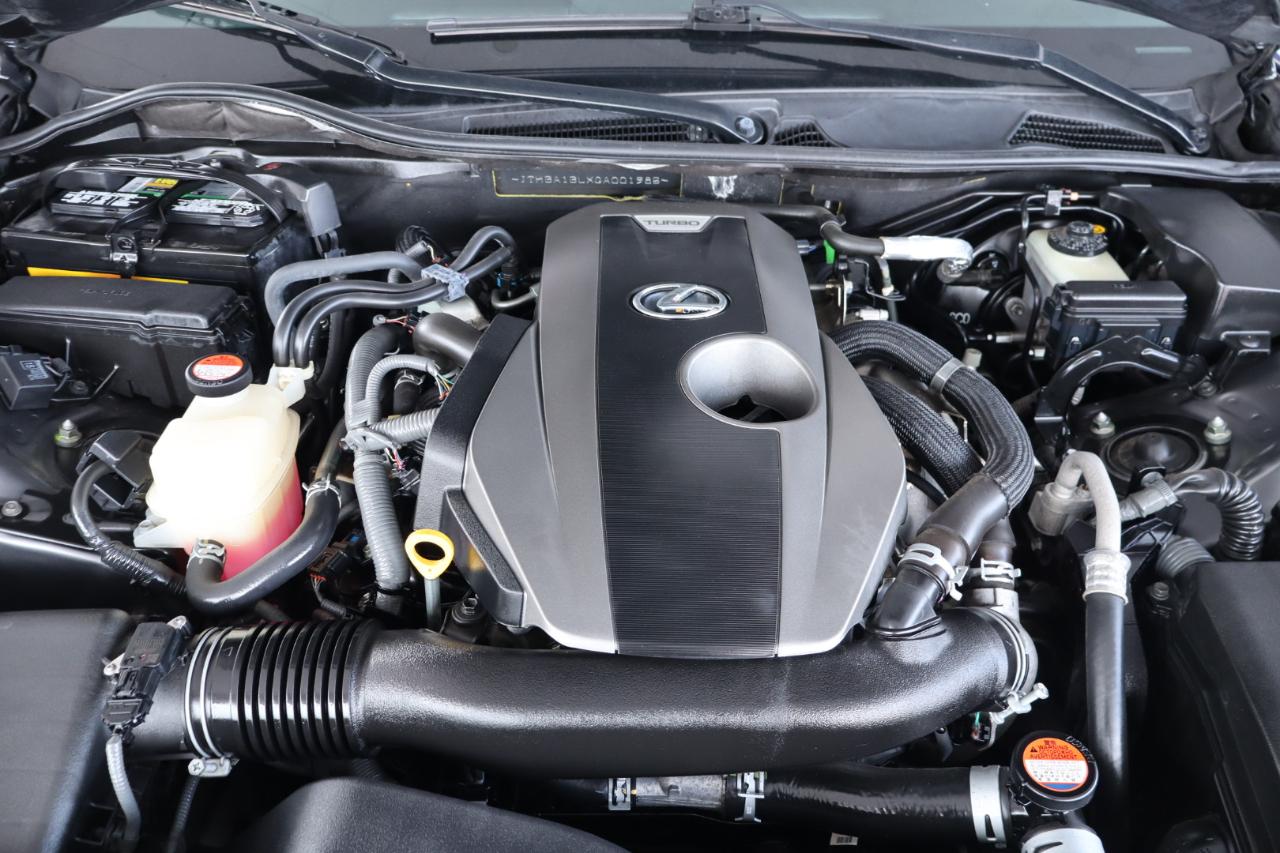 Lexus GS 200T 4dr Sdn RWD 2016