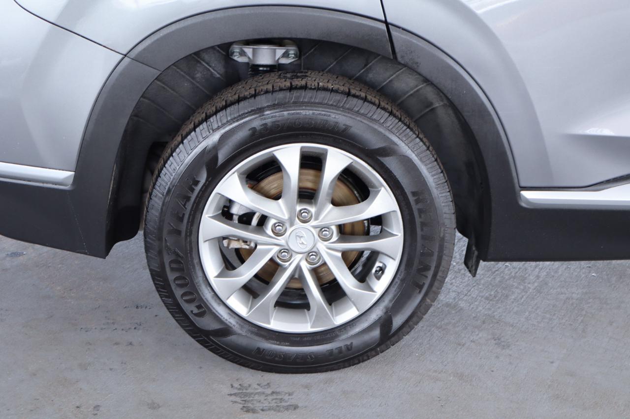 Hyundai Santa Fe SE 2.4L Auto FWD 2020