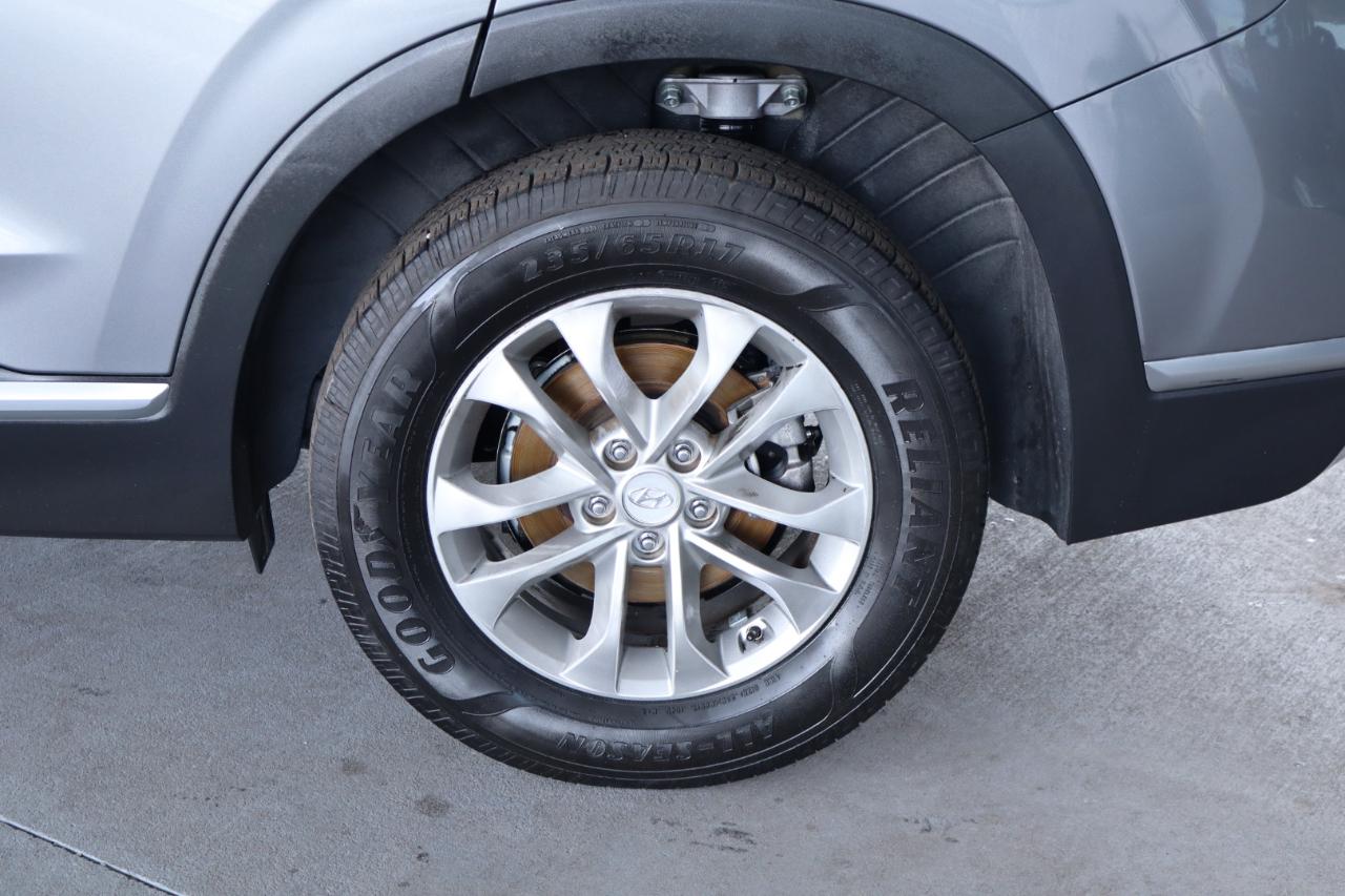 Hyundai Santa Fe SE 2.4L Auto FWD 2020