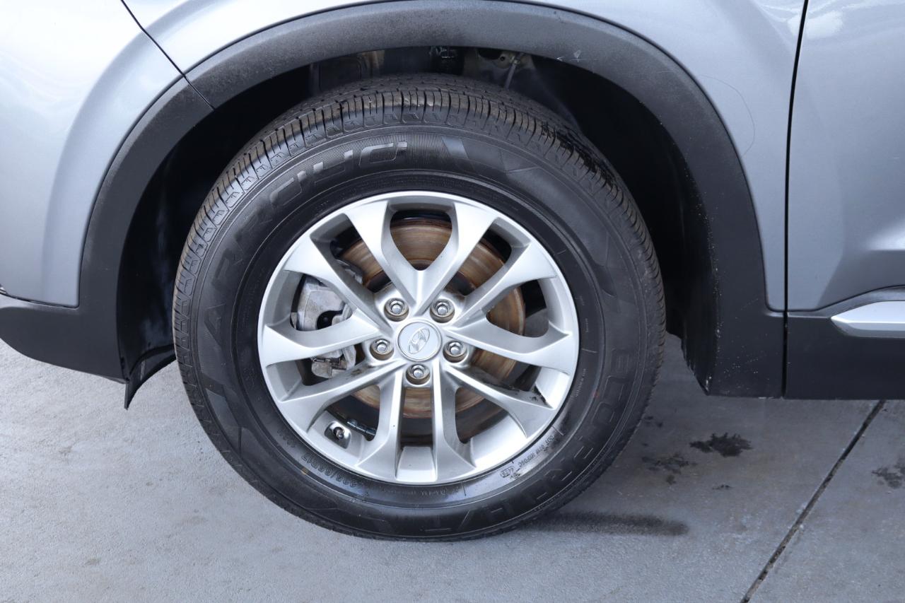 Hyundai Santa Fe SE 2.4L Auto FWD 2020