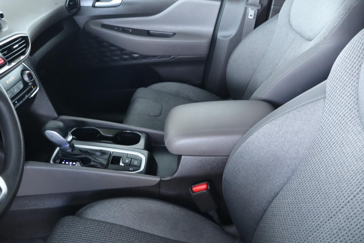 Hyundai Santa Fe SE 2.4L Auto FWD 2020