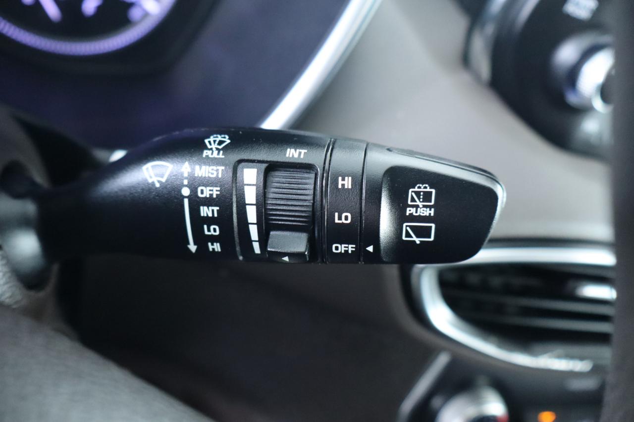 Hyundai Santa Fe SE 2.4L Auto FWD 2020