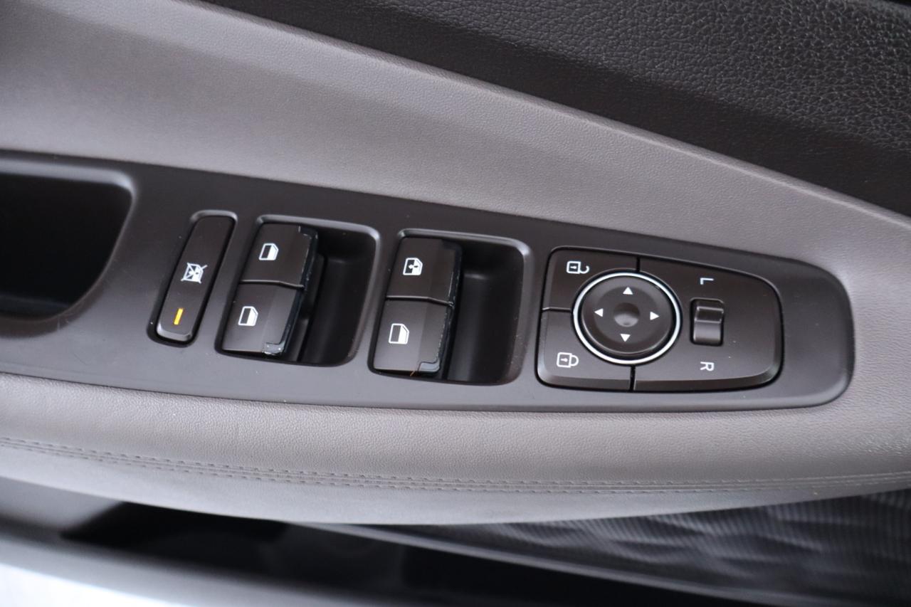 Hyundai Santa Fe SE 2.4L Auto FWD 2020