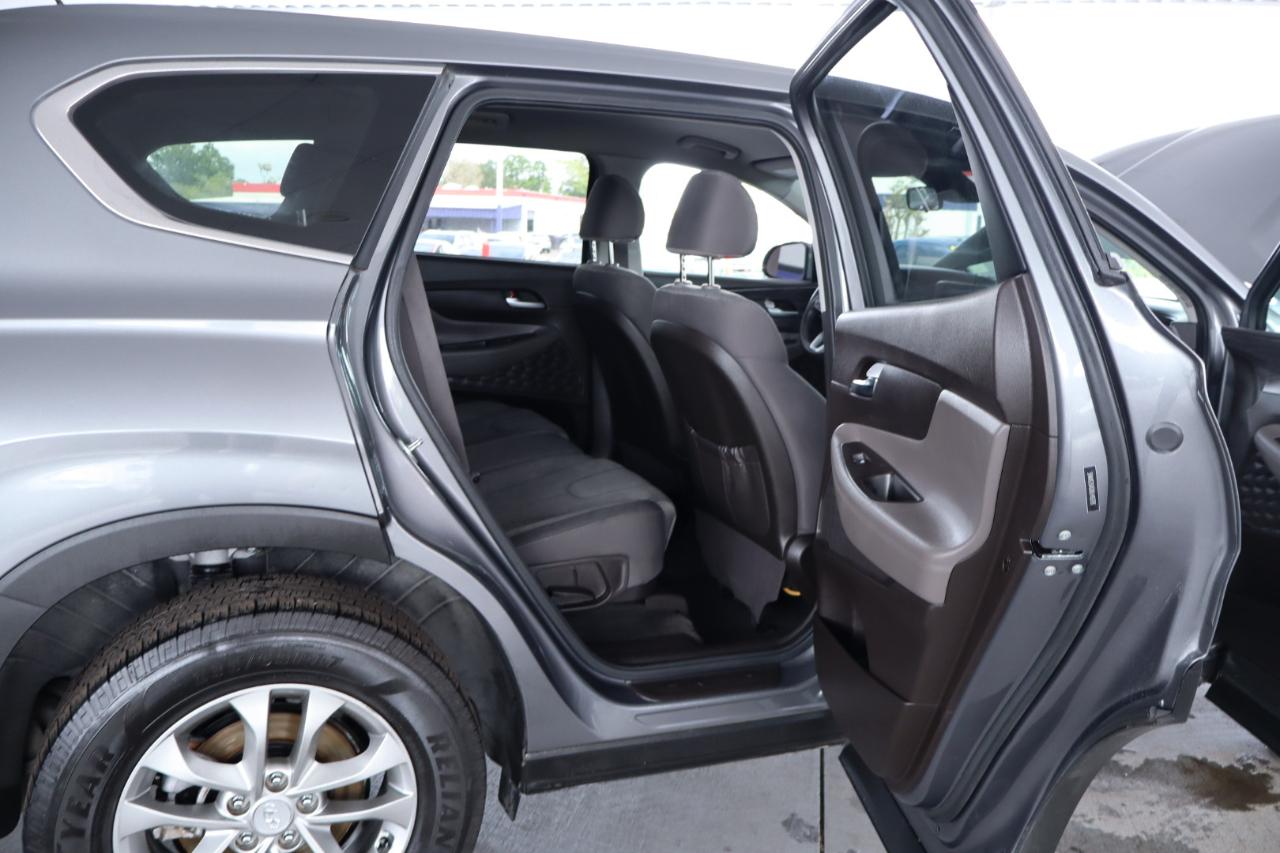 Hyundai Santa Fe SE 2.4L Auto FWD 2020