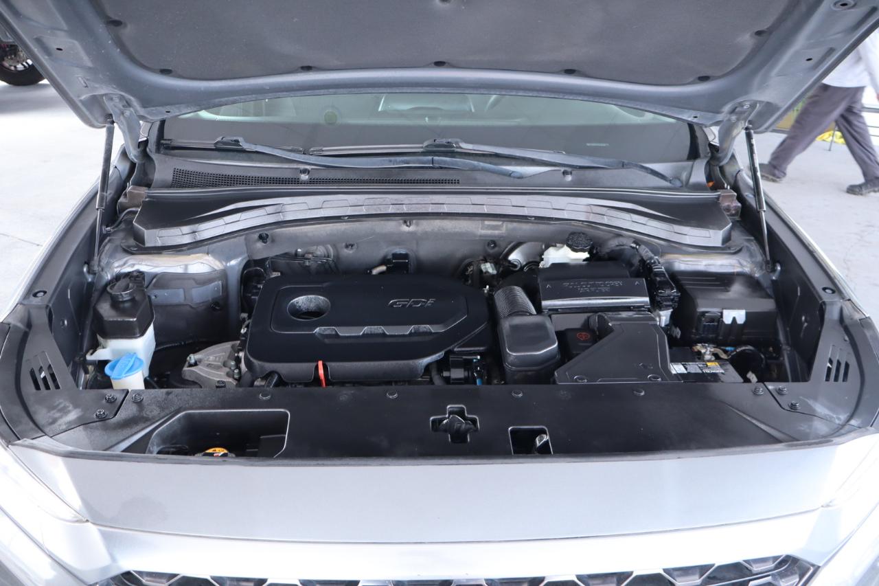 Hyundai Santa Fe SE 2.4L Auto FWD 2020