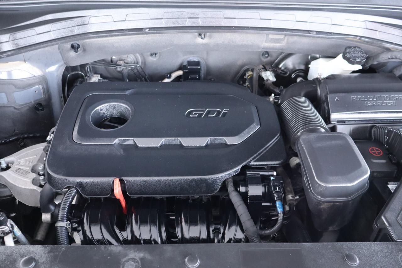 Hyundai Santa Fe SE 2.4L Auto FWD 2020