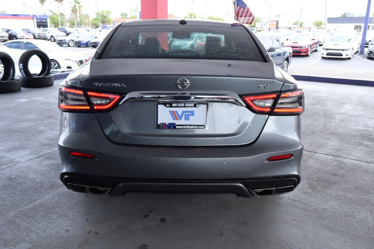 Nissan Maxima SV 3.5L 2020