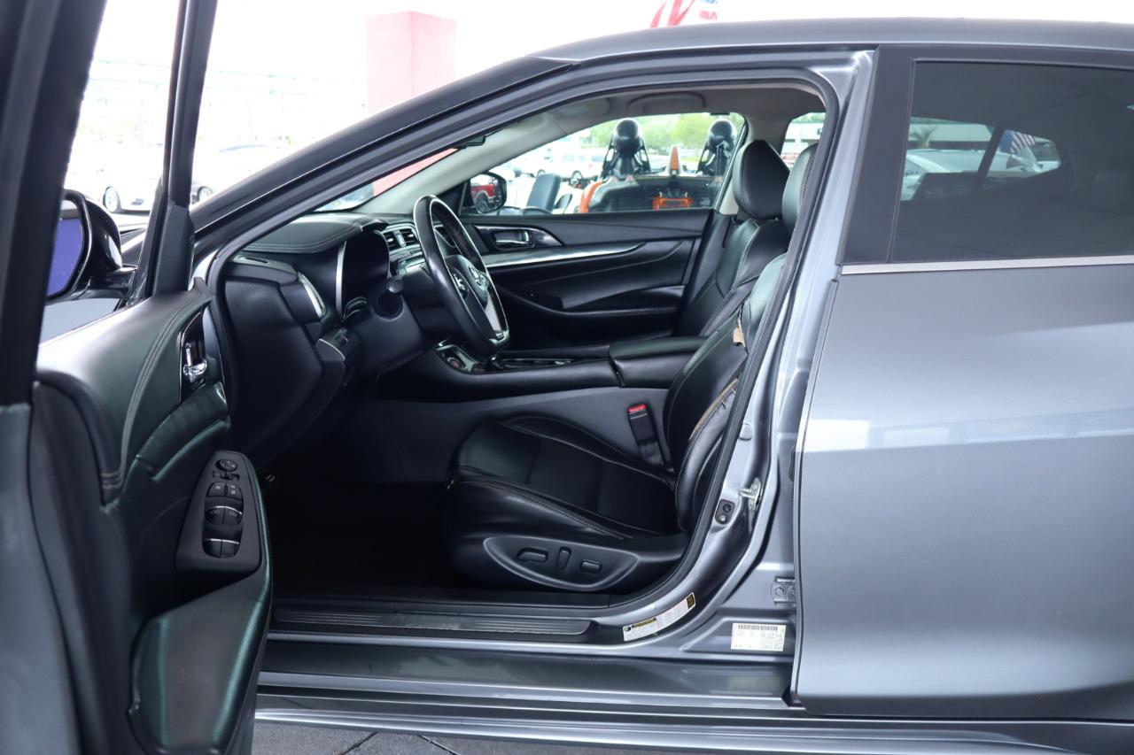 Nissan Maxima SV 3.5L 2020