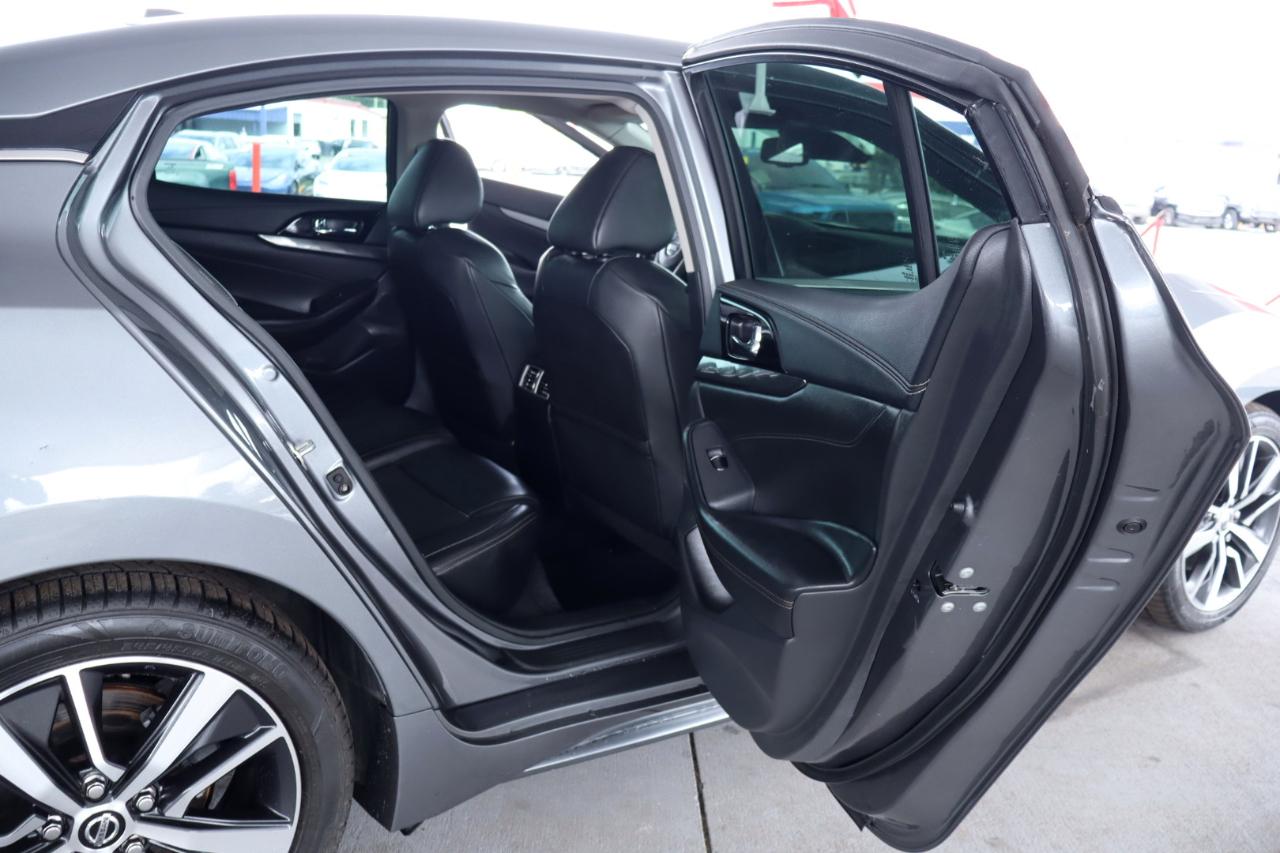 Nissan Maxima SV 3.5L 2020