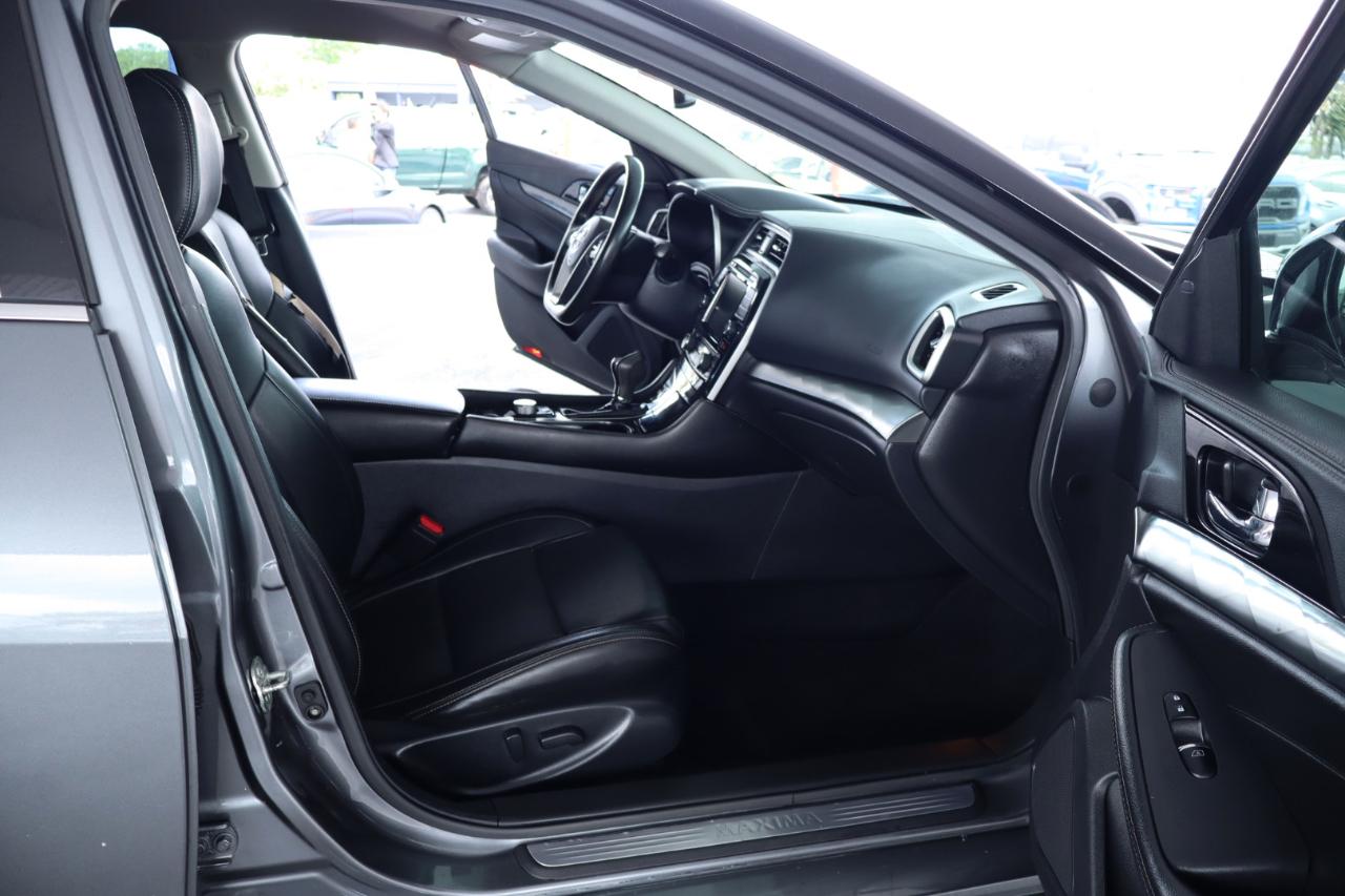 Nissan Maxima SV 3.5L 2020