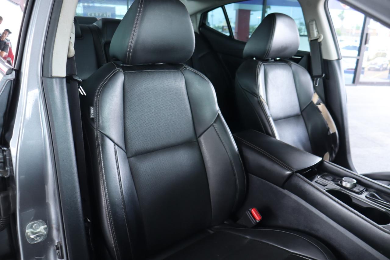 Nissan Maxima SV 3.5L 2020