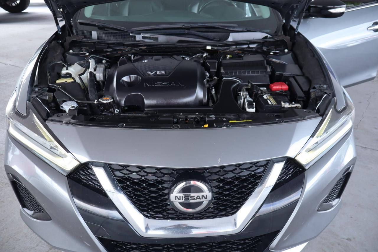 Nissan Maxima SV 3.5L 2020