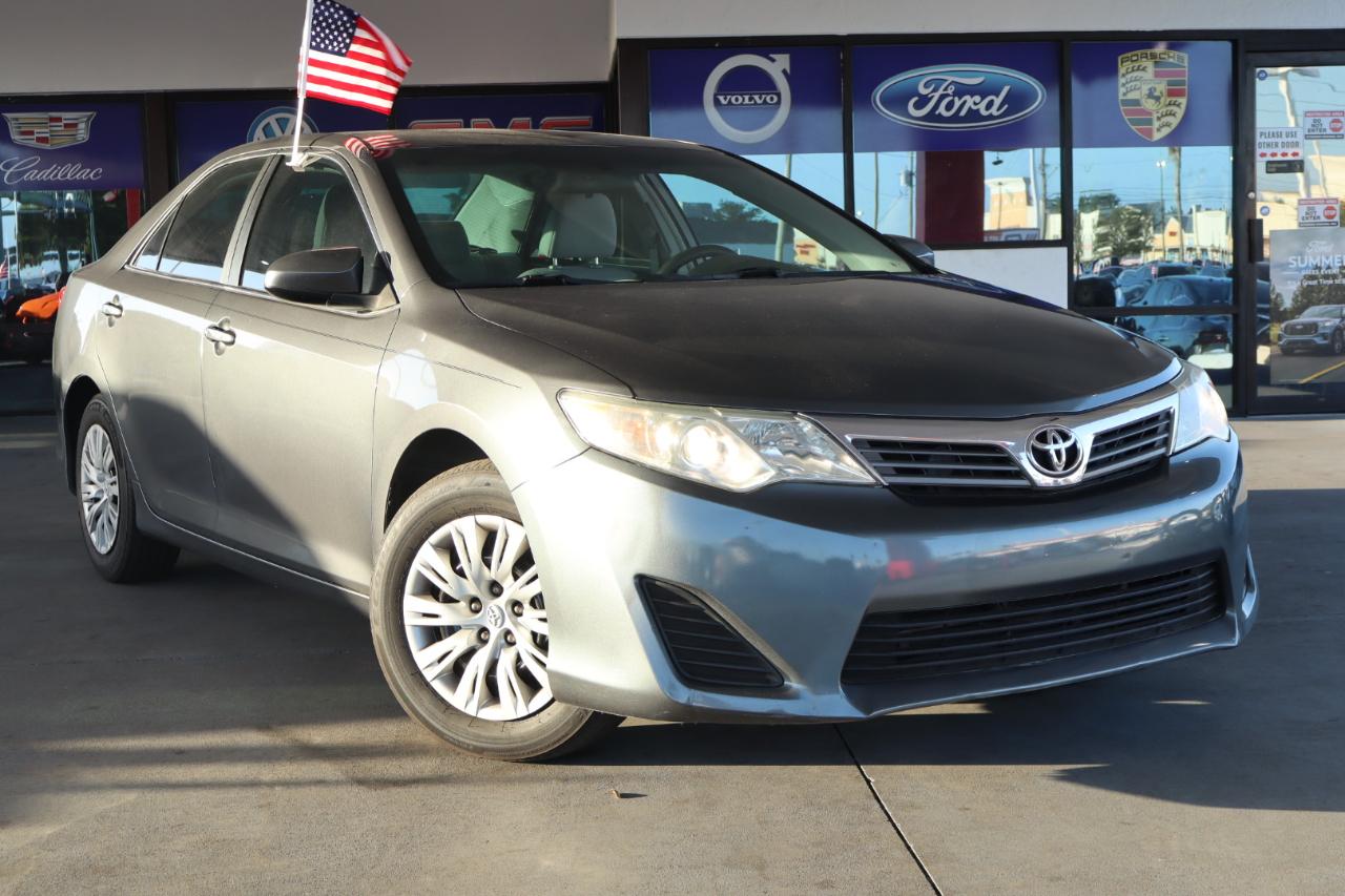 Toyota Camry 2014.5 4dr Sdn I4 Auto SE Sport (Natl) 2014