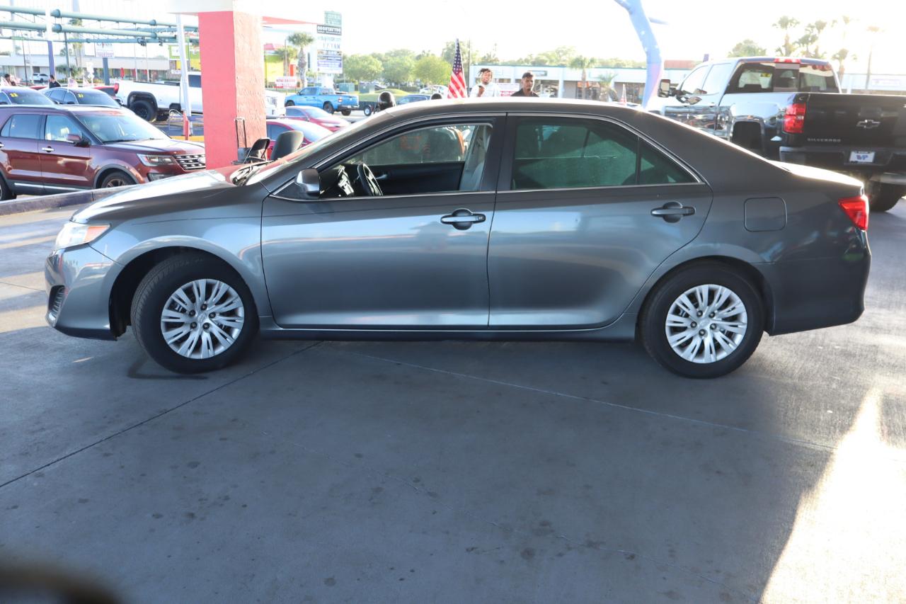 Toyota Camry 2014.5 4dr Sdn I4 Auto SE Sport (Natl) 2014