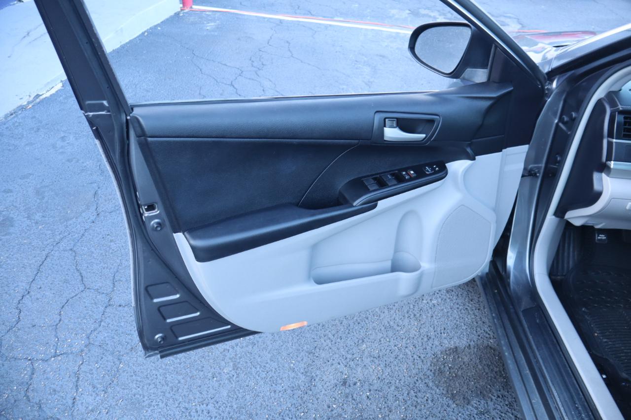 Toyota Camry 2014.5 4dr Sdn I4 Auto SE Sport (Natl) 2014