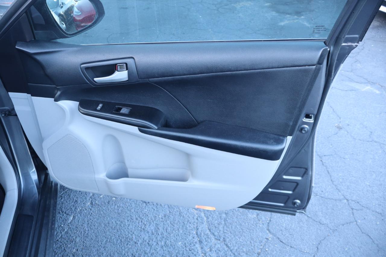 Toyota Camry 2014.5 4dr Sdn I4 Auto SE Sport (Natl) 2014