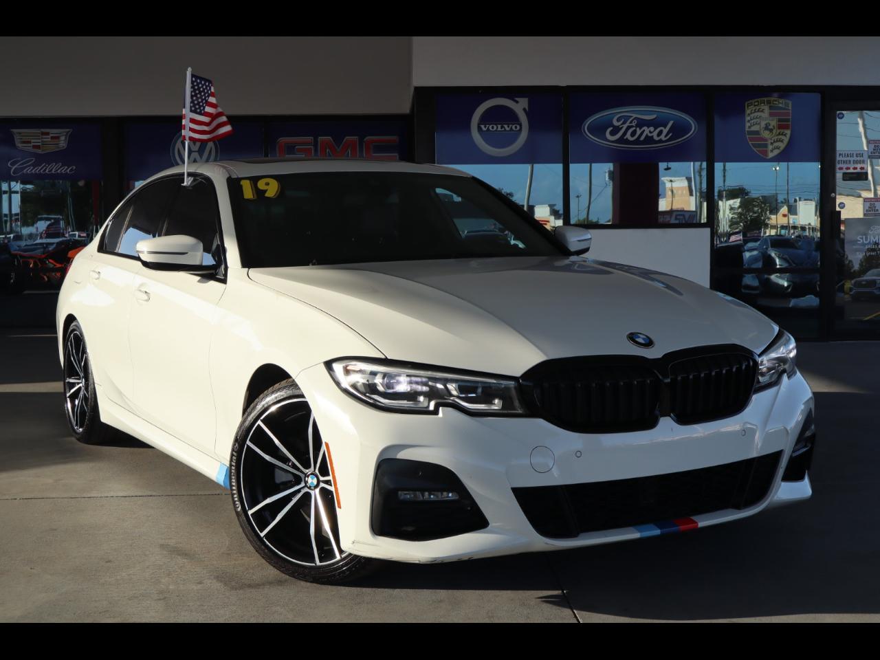 BMW 3 Series 330i Sedan 2019