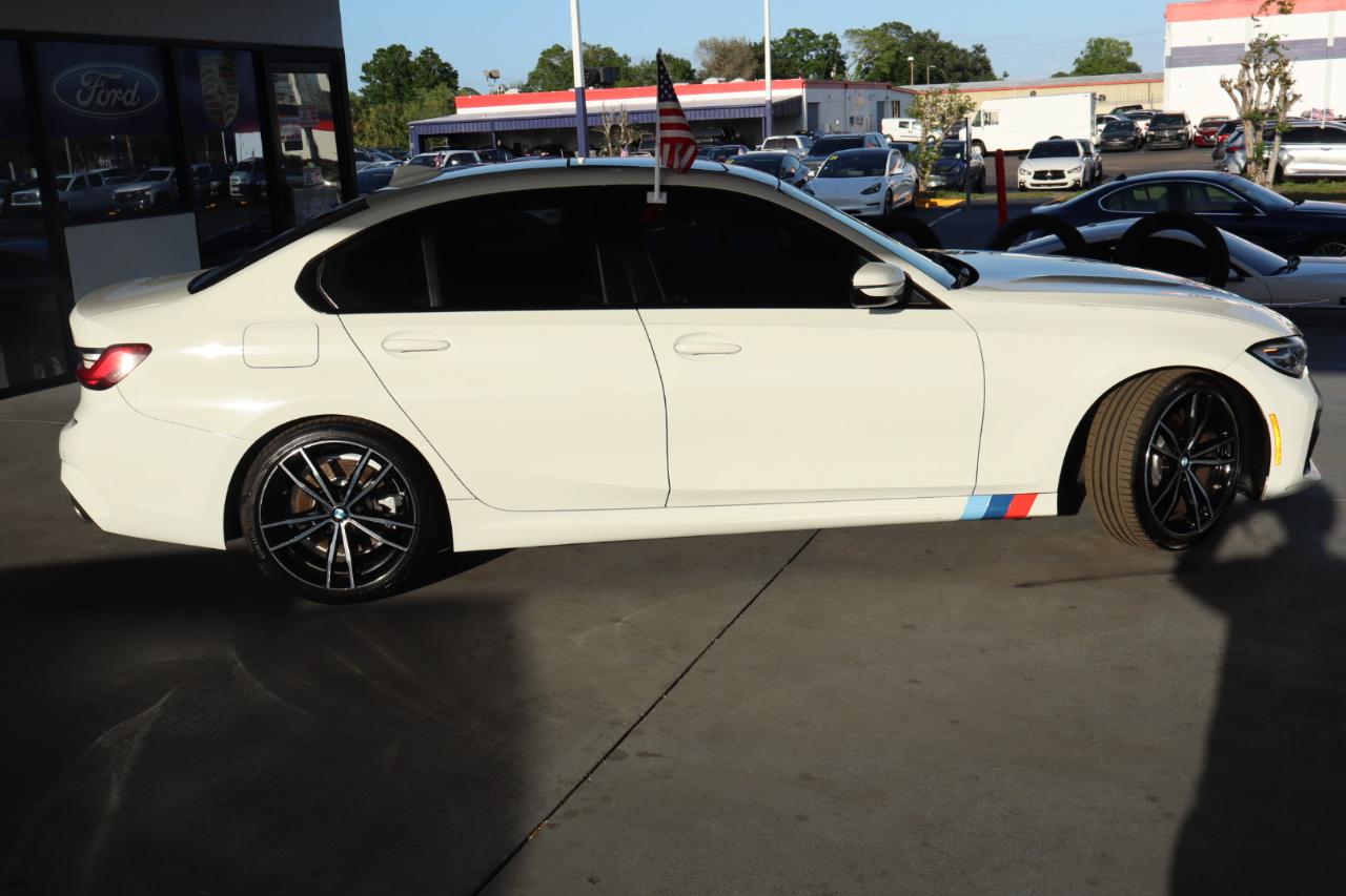 BMW 3 Series 330i Sedan 2019