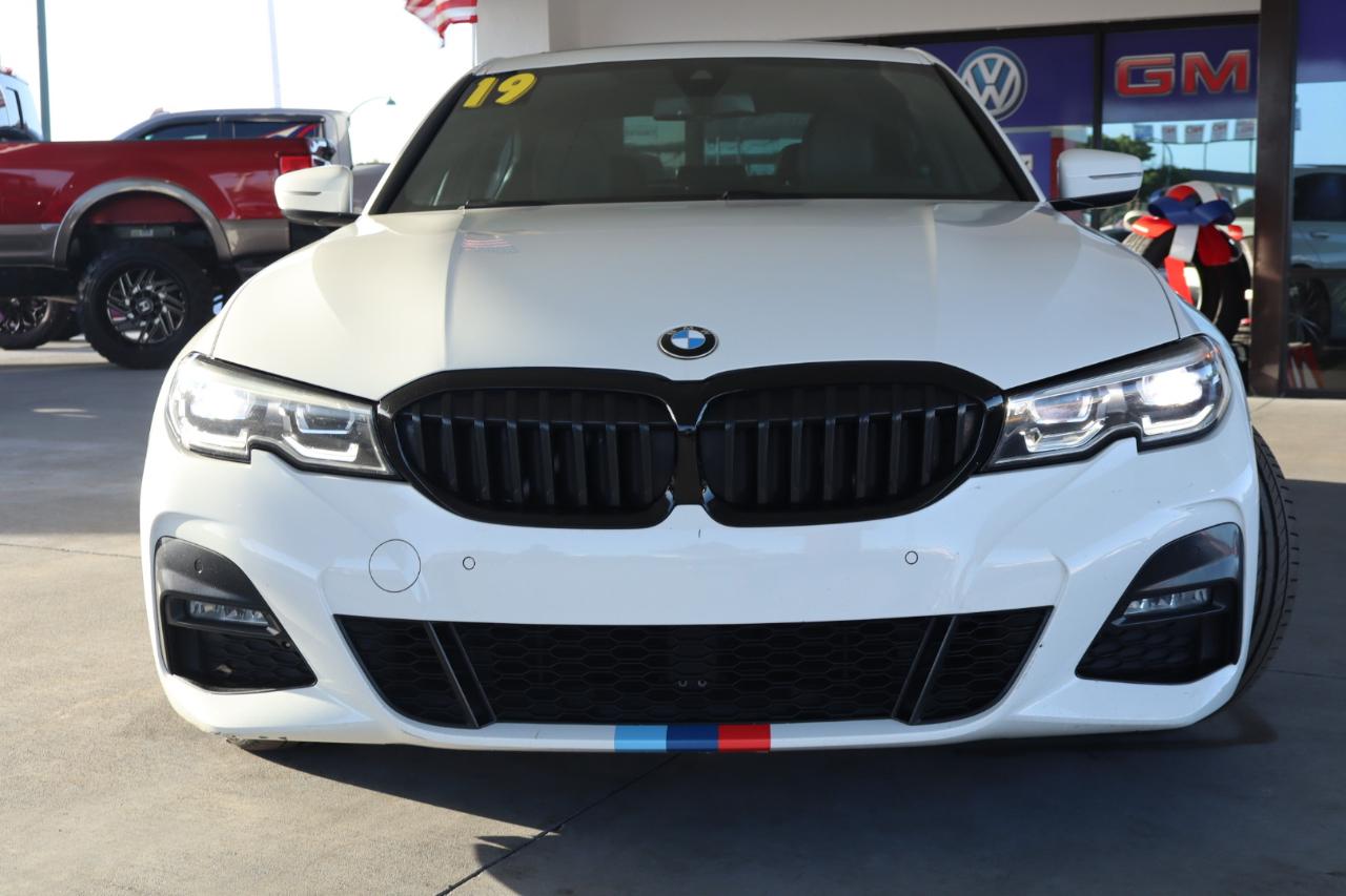 BMW 3 Series 330i Sedan 2019