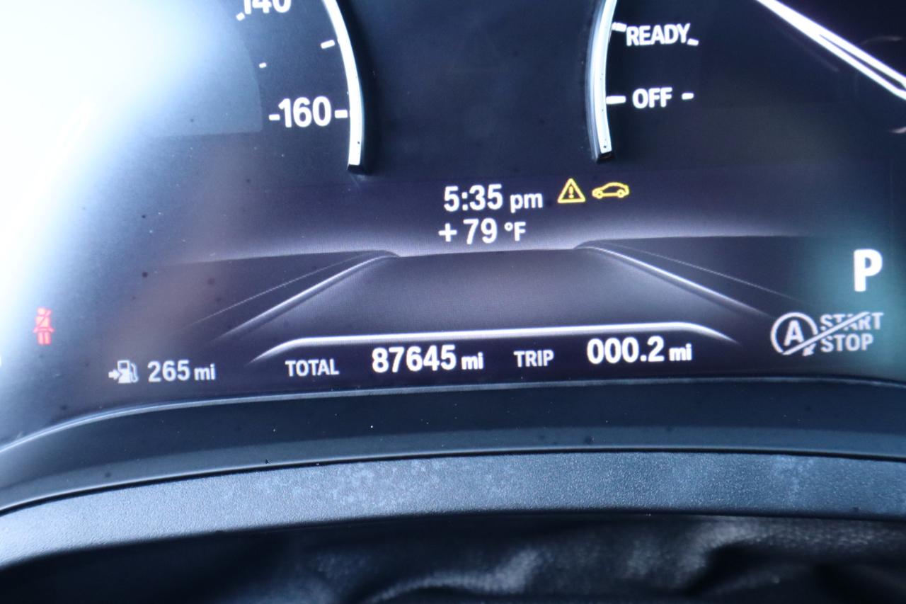 BMW 3 Series 330i Sedan 2019