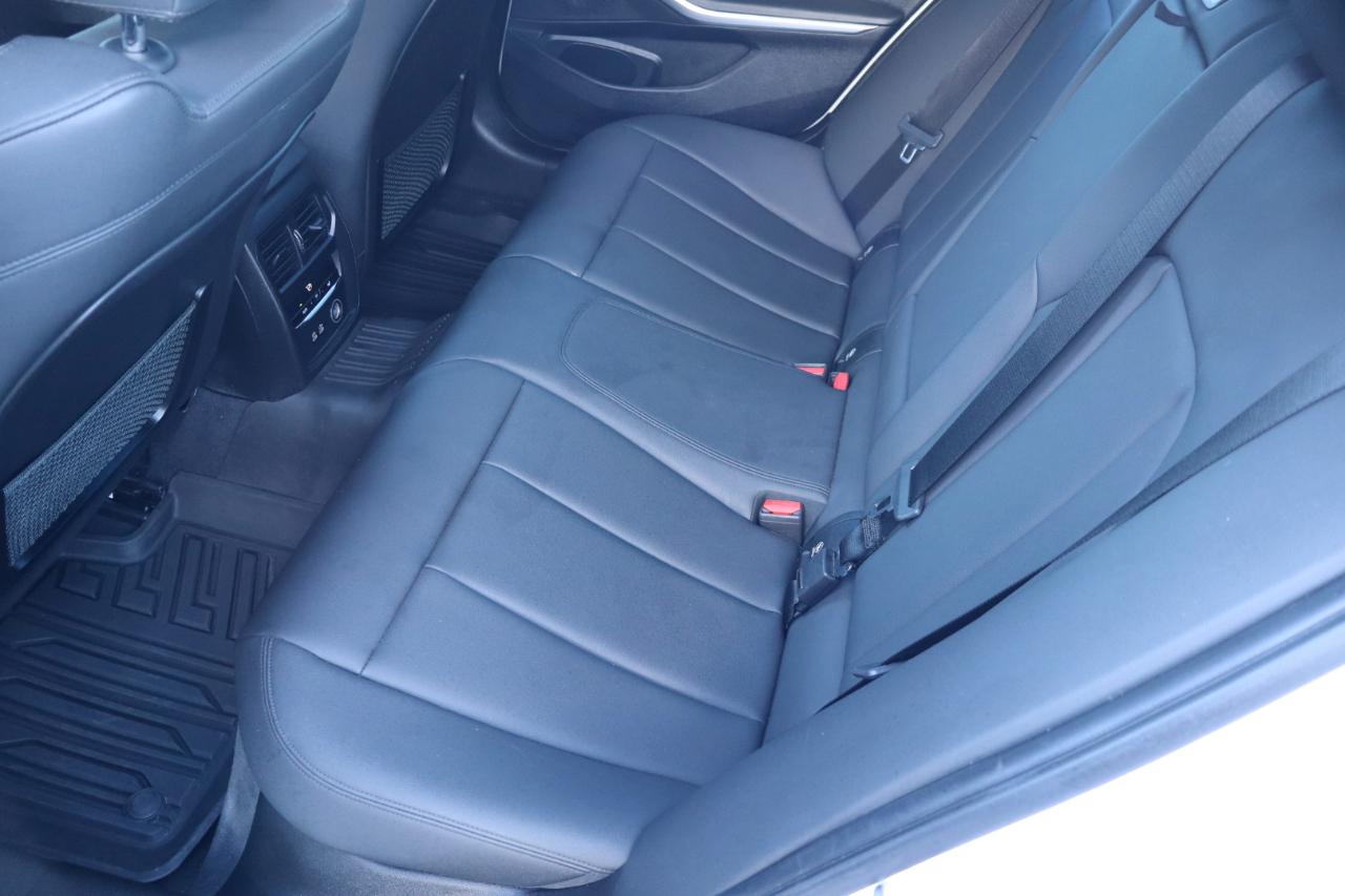 BMW 3 Series 330i Sedan 2019