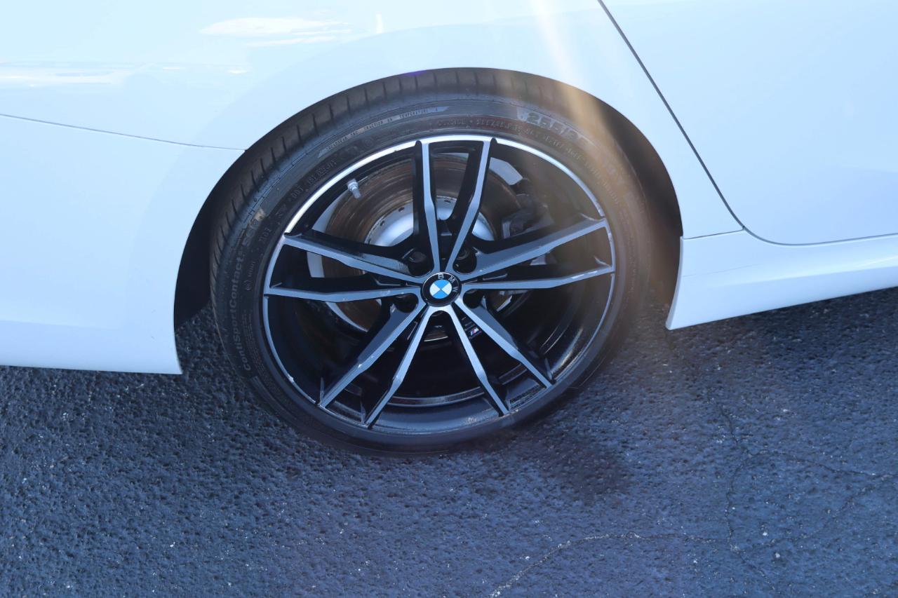 BMW 3 Series 330i Sedan 2019