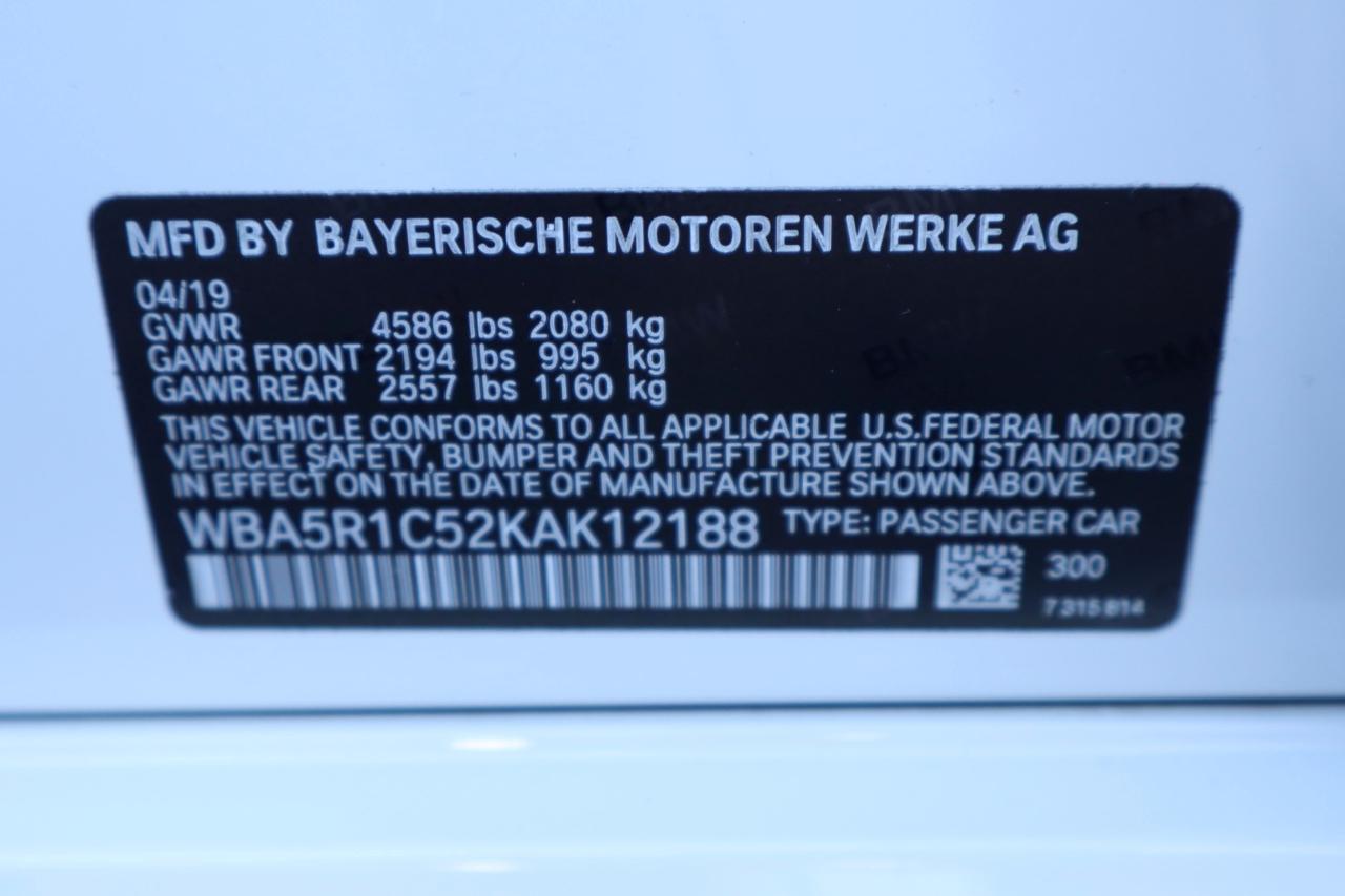 BMW 3 Series 330i Sedan 2019