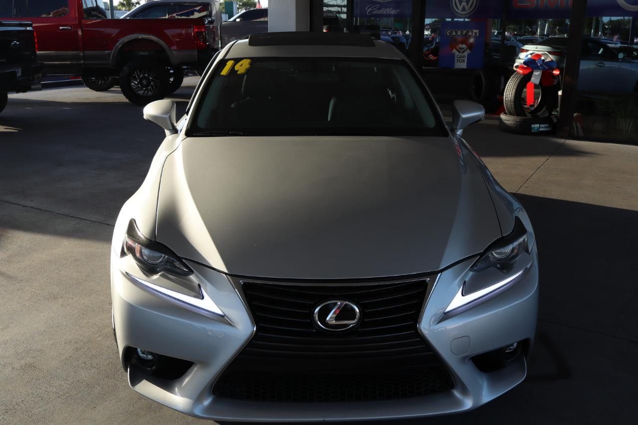 Lexus IS 250 4dr Sport Sdn RWD 2015