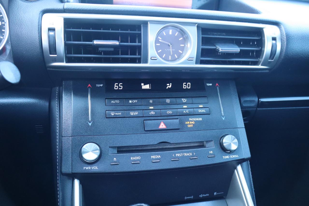 Lexus IS 250 4dr Sport Sdn RWD 2015