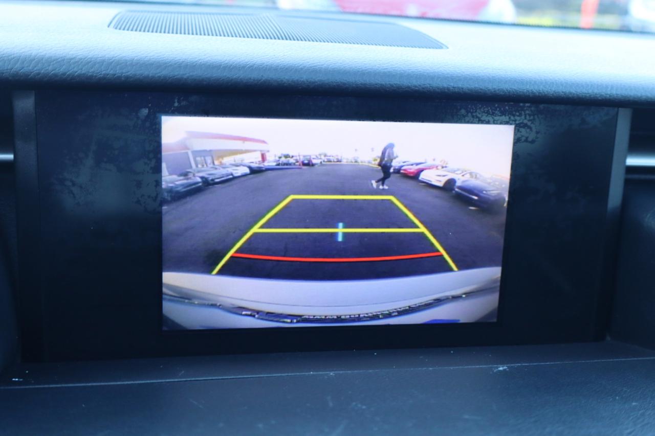 Lexus IS 250 4dr Sport Sdn RWD 2015