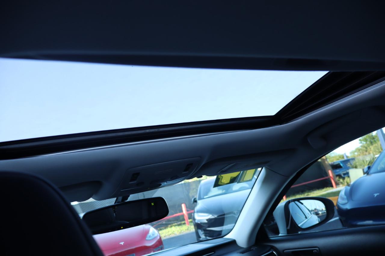 Lexus IS 250 4dr Sport Sdn RWD 2015