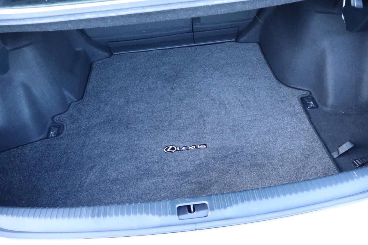 Lexus IS 250 4dr Sport Sdn RWD 2015