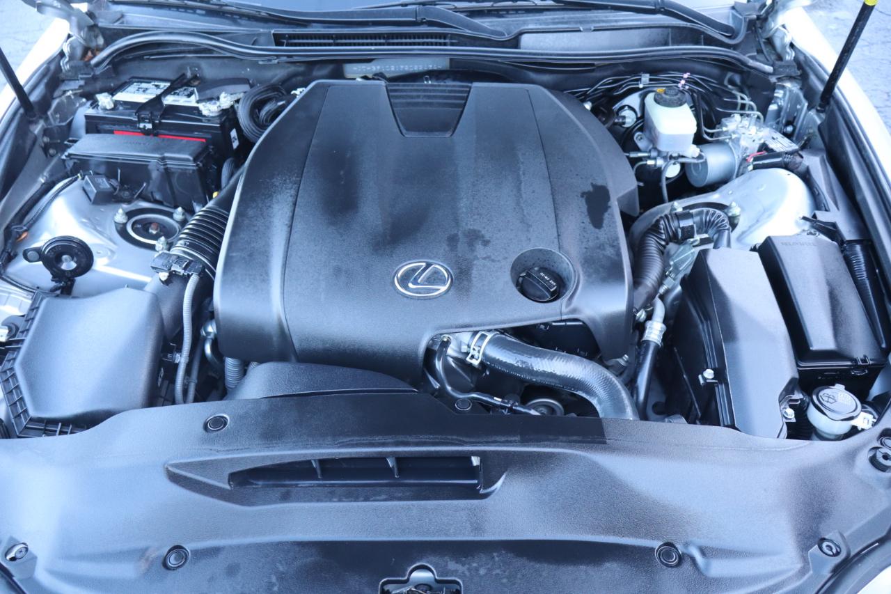 Lexus IS 250 4dr Sport Sdn RWD 2015