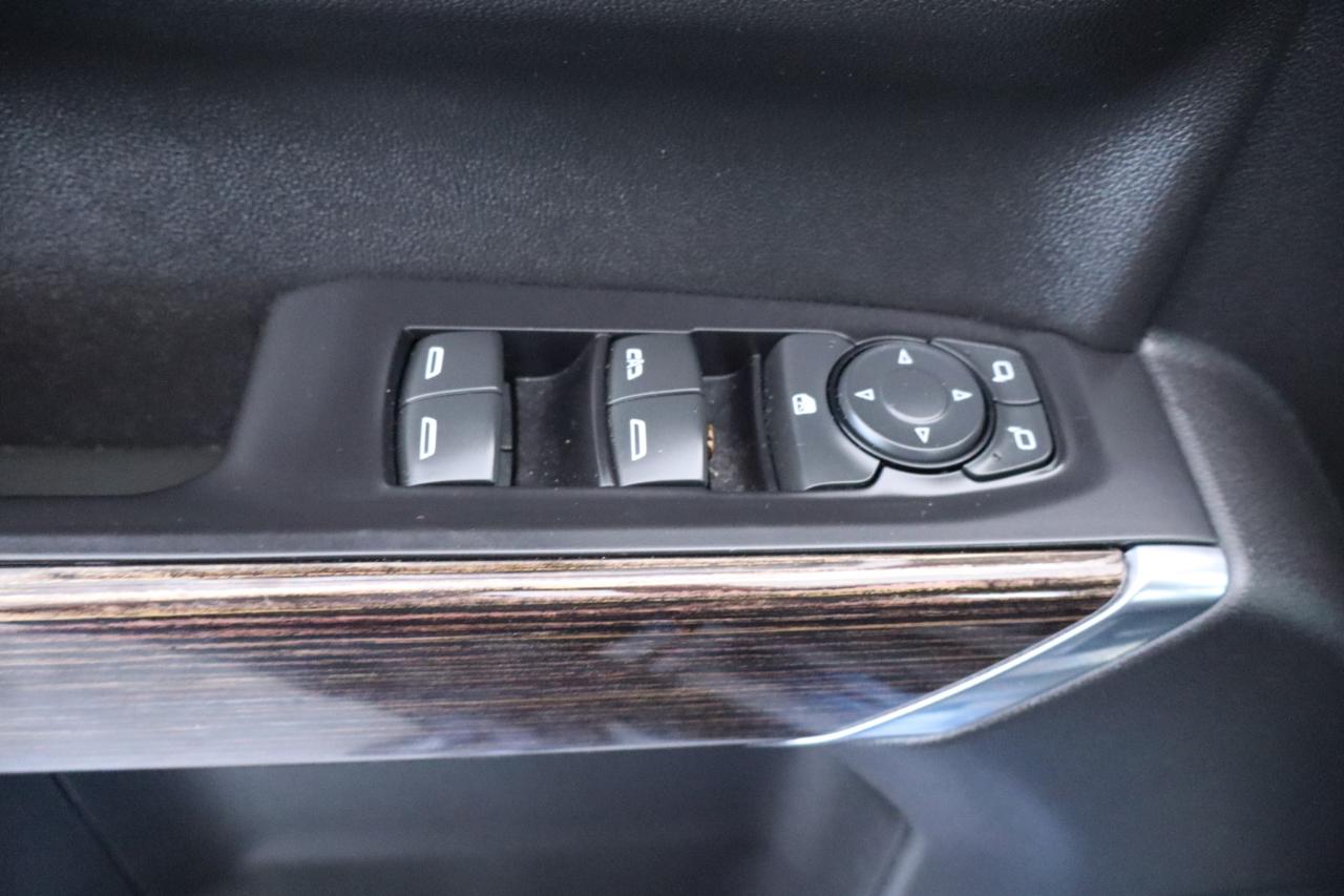 GMC Sierra 1500 2WD Crew Cab 147" Elevation 2021