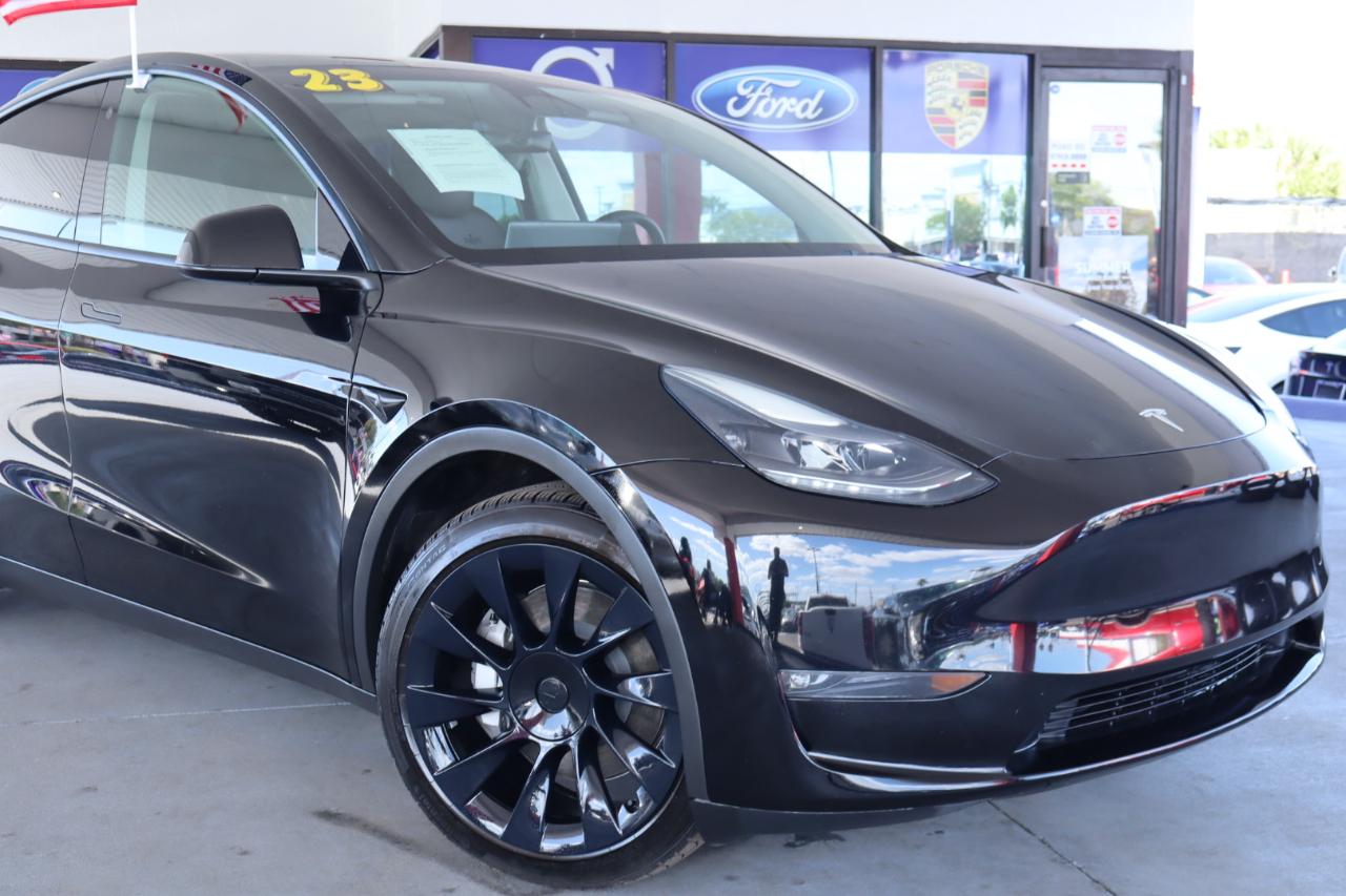 Tesla Model Y Long Range AWD 2023