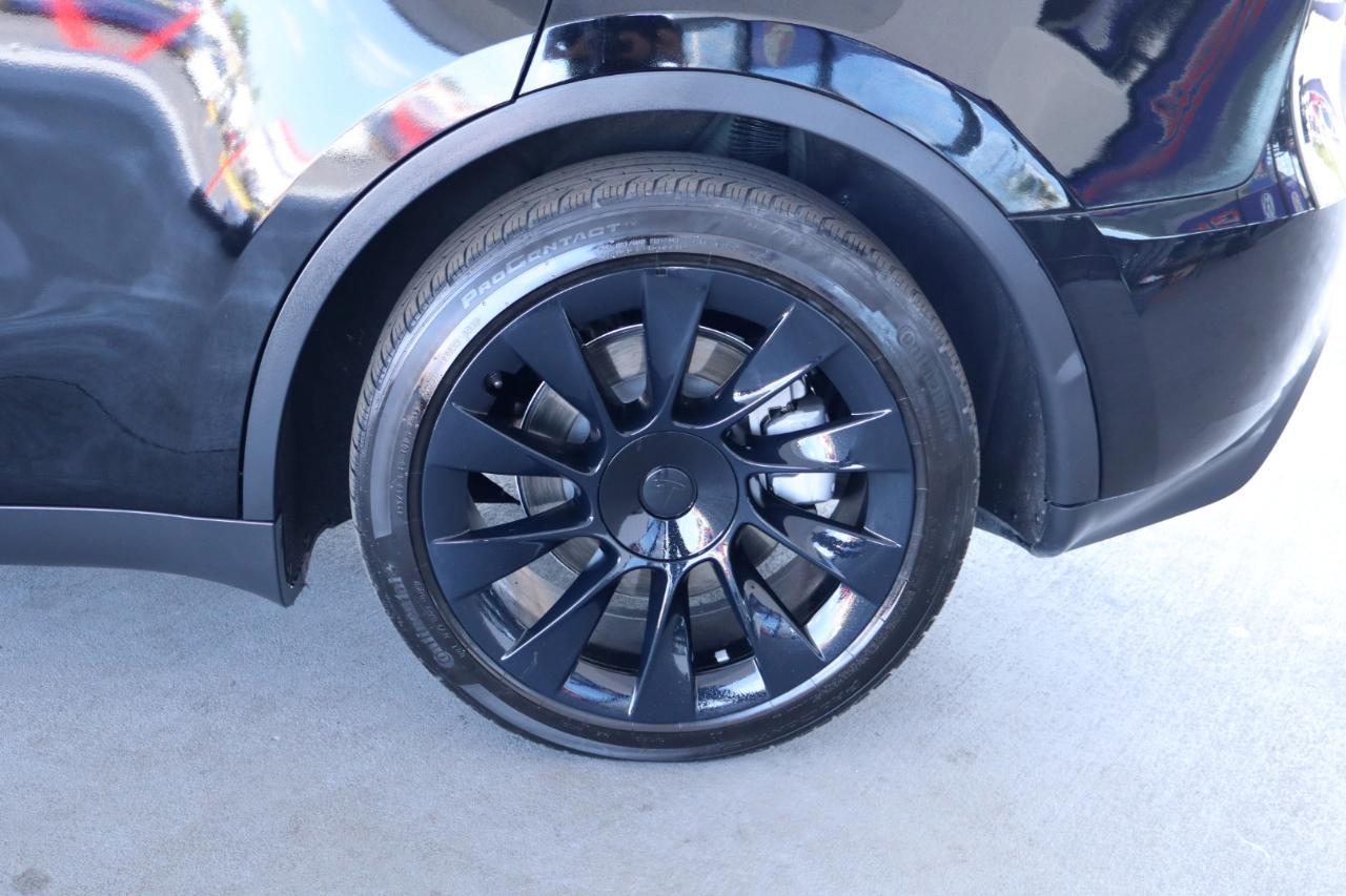 Tesla Model Y Long Range AWD 2023