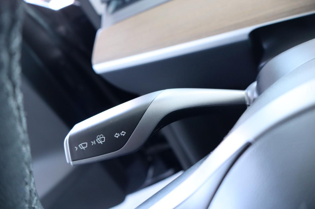 Tesla Model Y Long Range AWD 2023