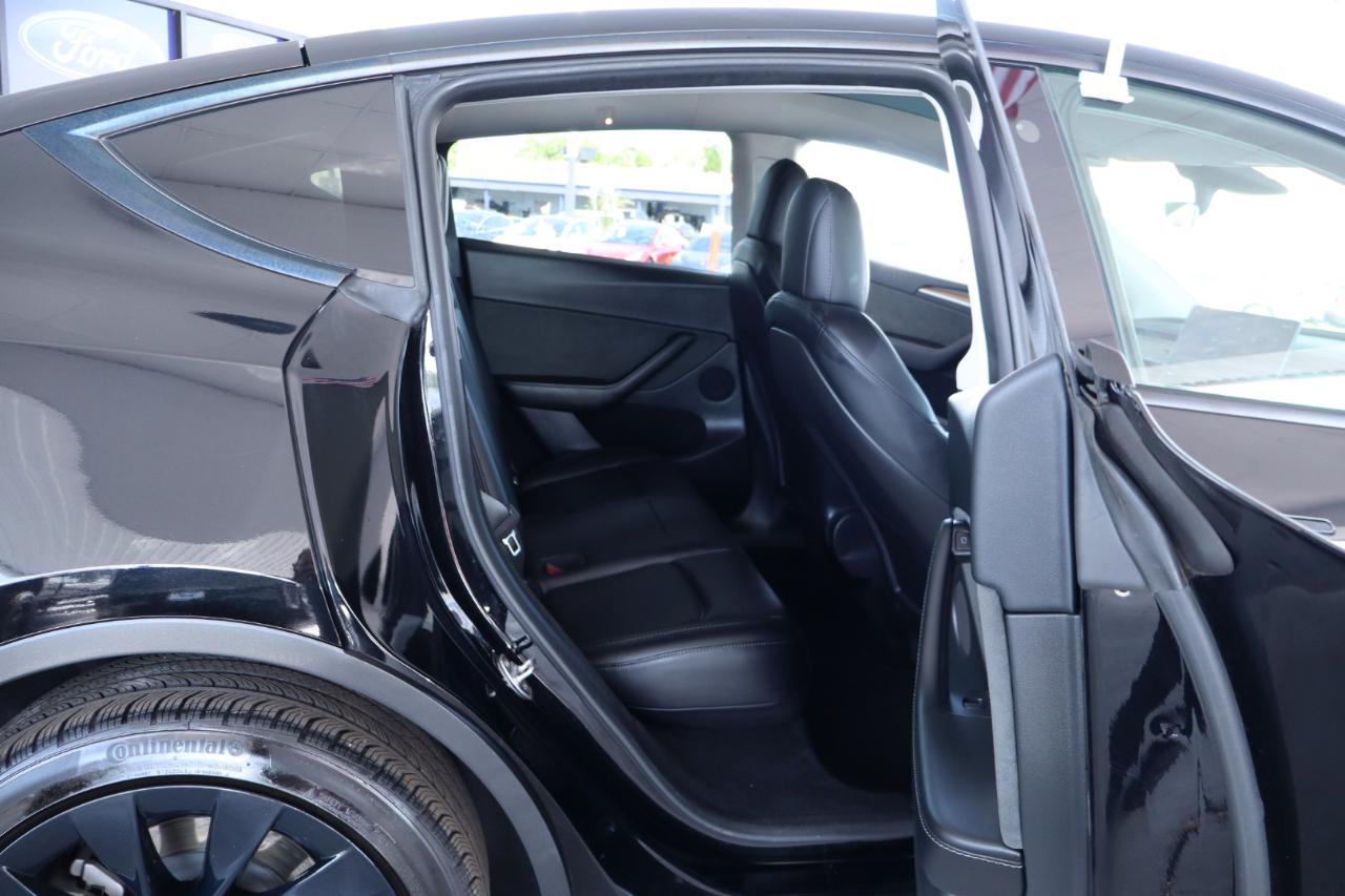 Tesla Model Y Long Range AWD 2023