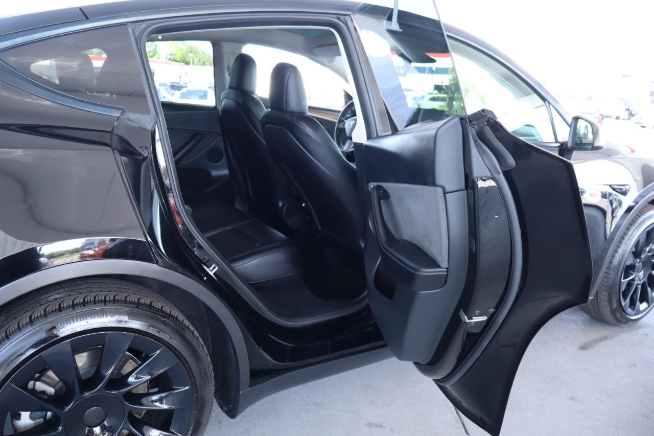 Tesla Model Y Long Range AWD 2023