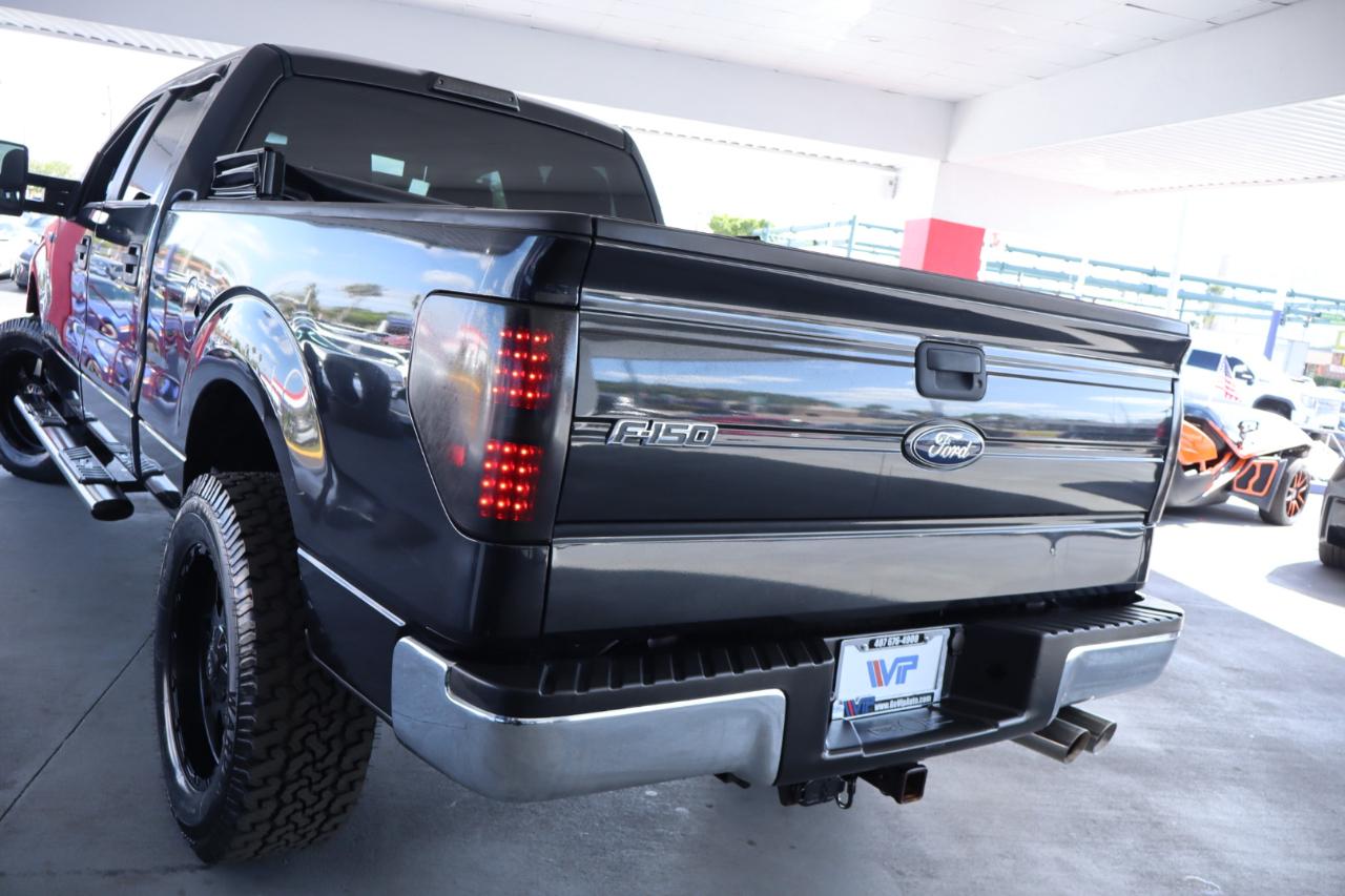 Ford F-150 4WD SuperCrew 145" XLT 2014