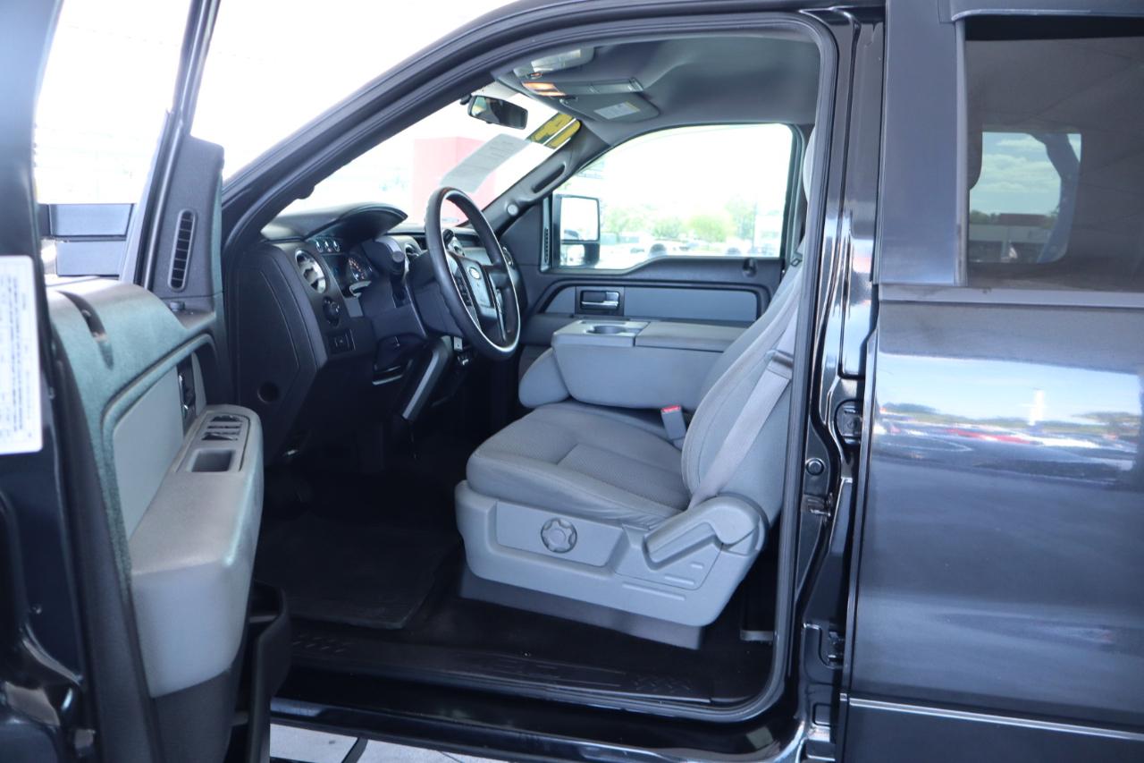 Ford F-150 4WD SuperCrew 145" XLT 2014