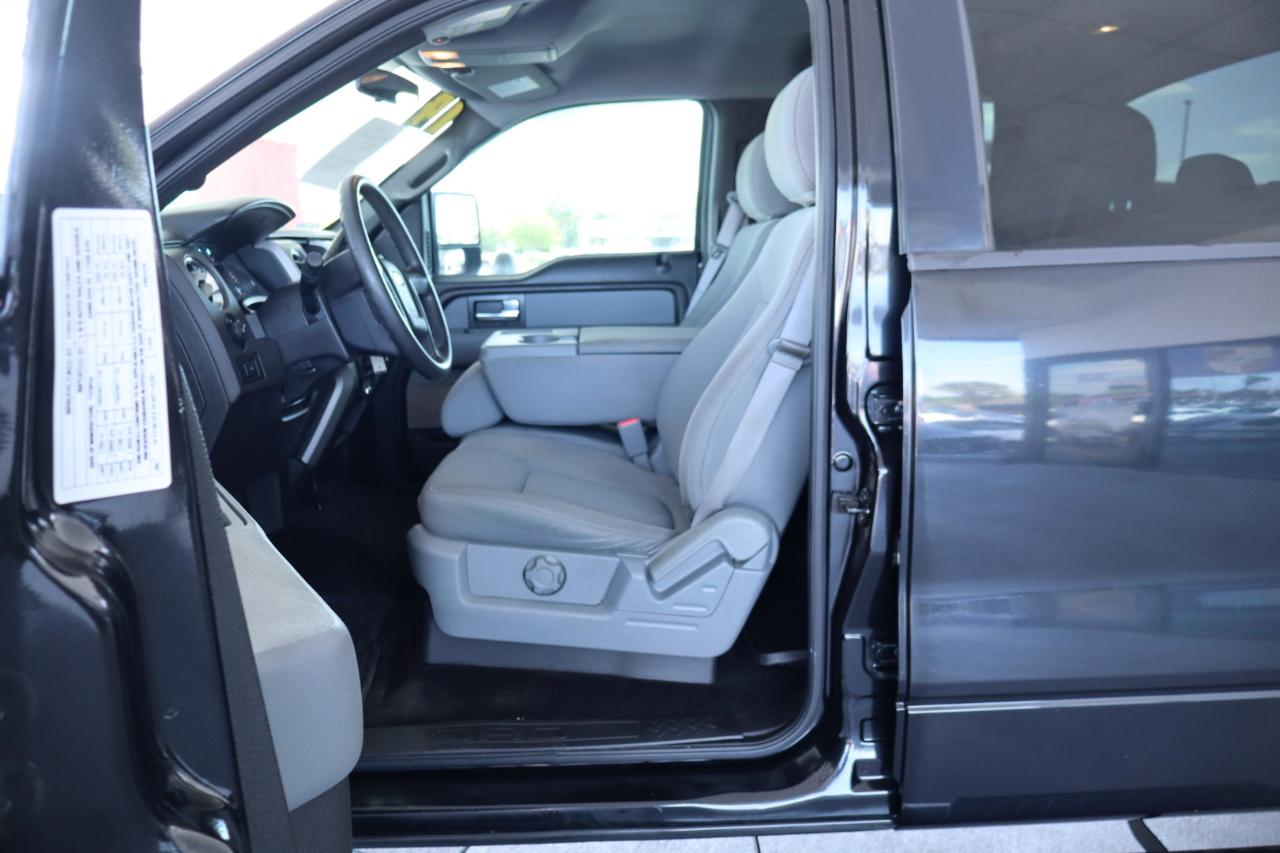 Ford F-150 4WD SuperCrew 145" XLT 2014