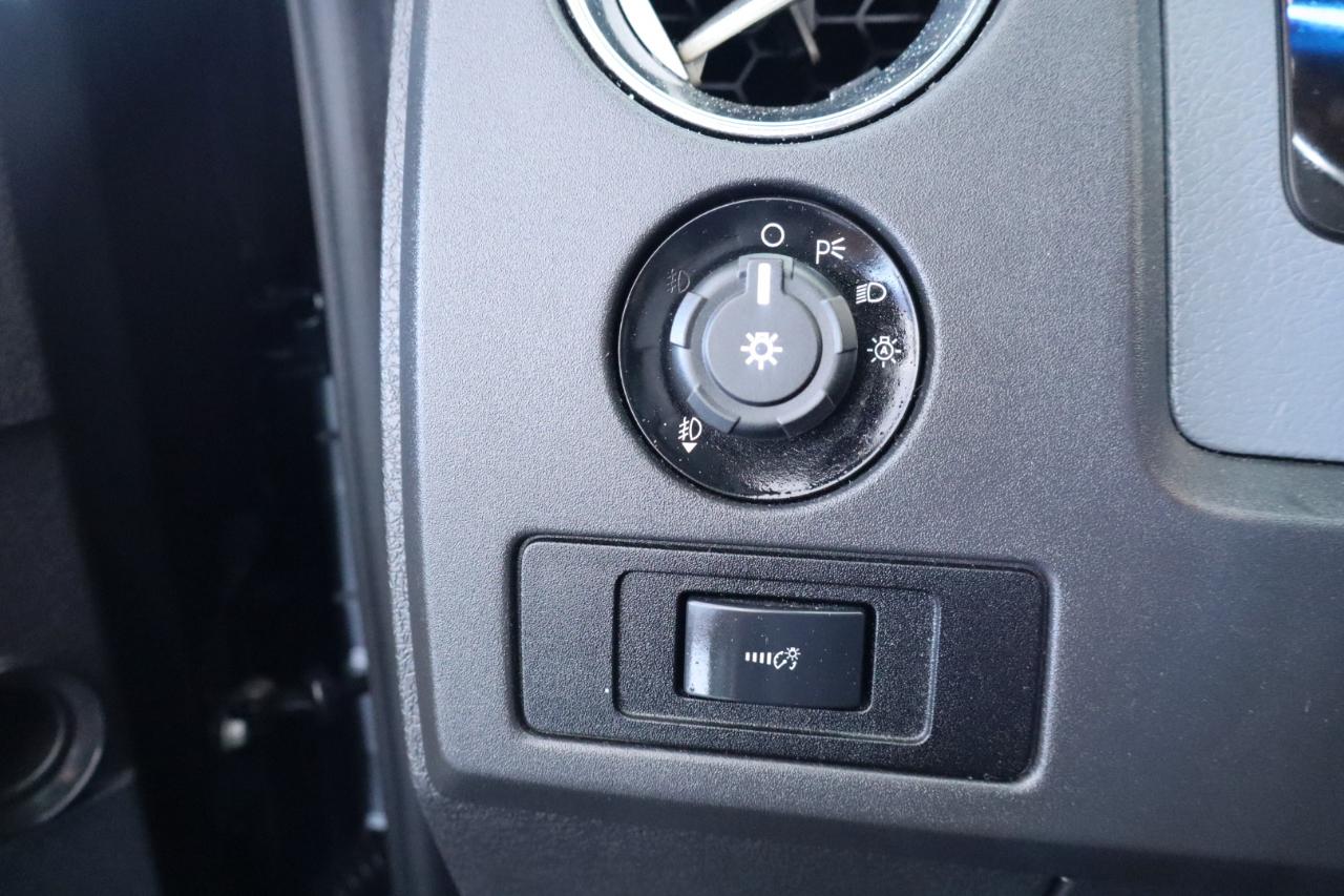 Ford F-150 4WD SuperCrew 145" XLT 2014