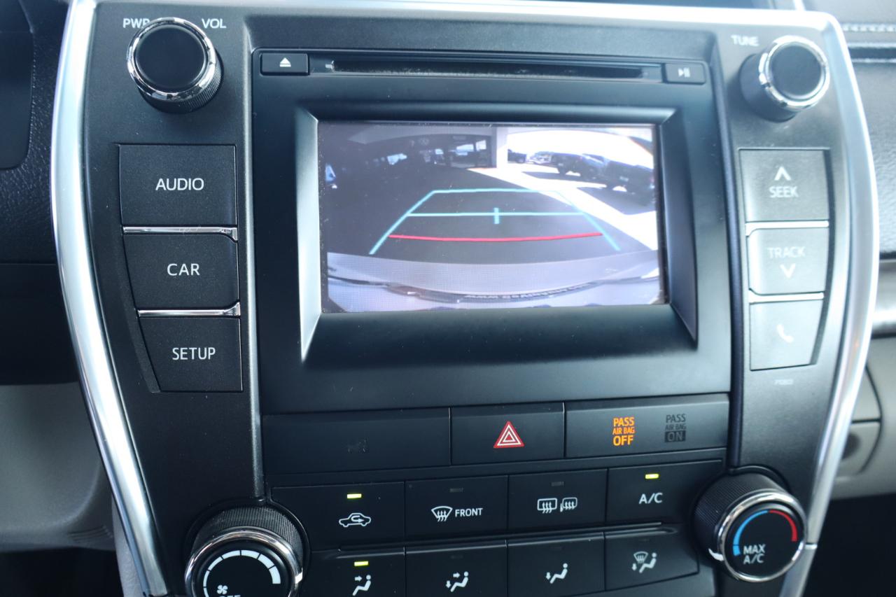 Toyota Camry 4dr Sdn I4 Man LE (Natl) 2015