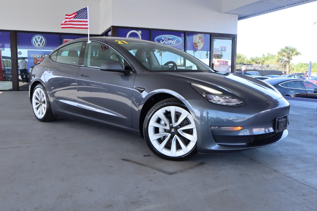 Tesla Model Y Long Range AWD 2024