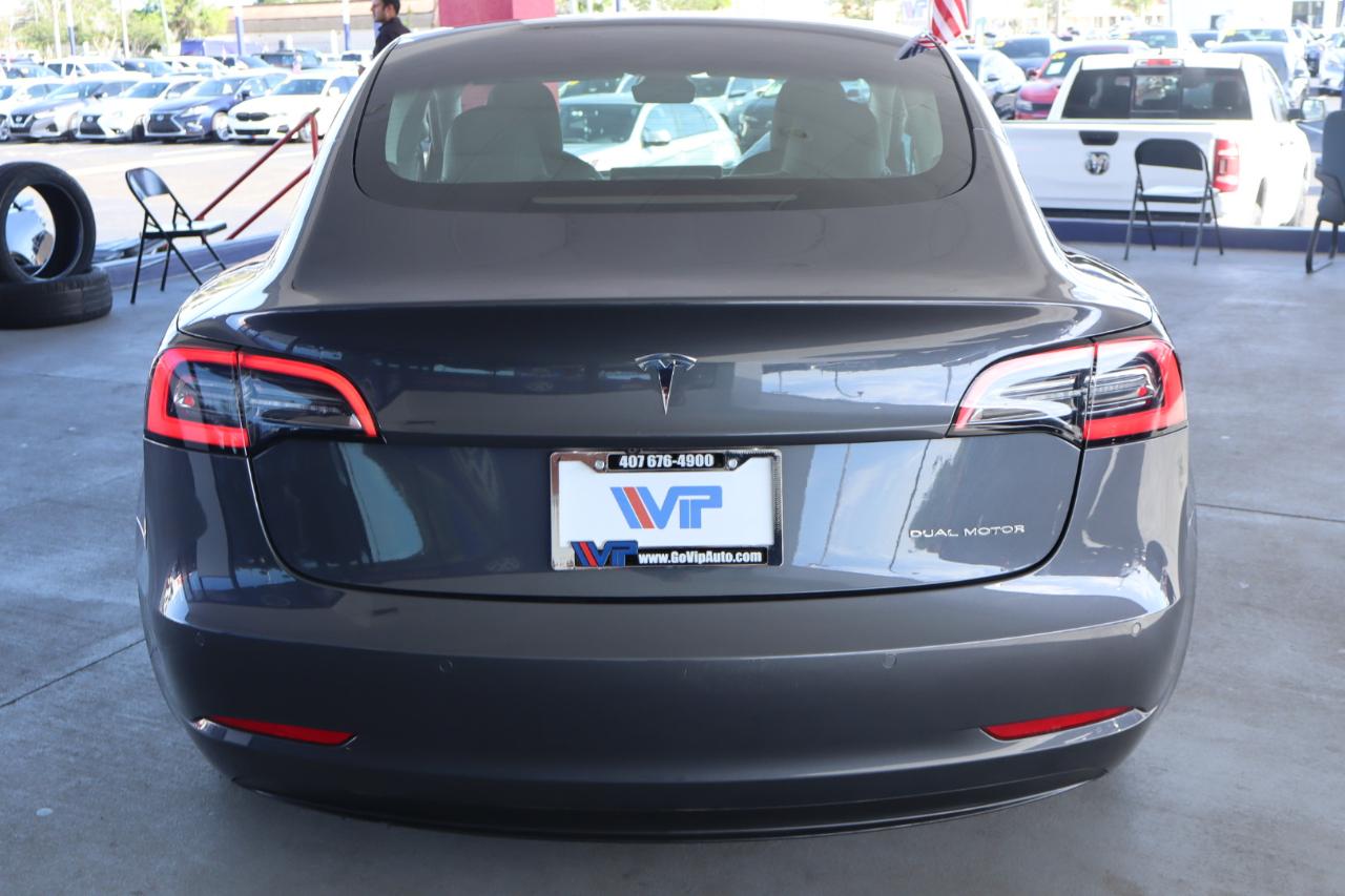 Tesla Model Y Long Range AWD 2024