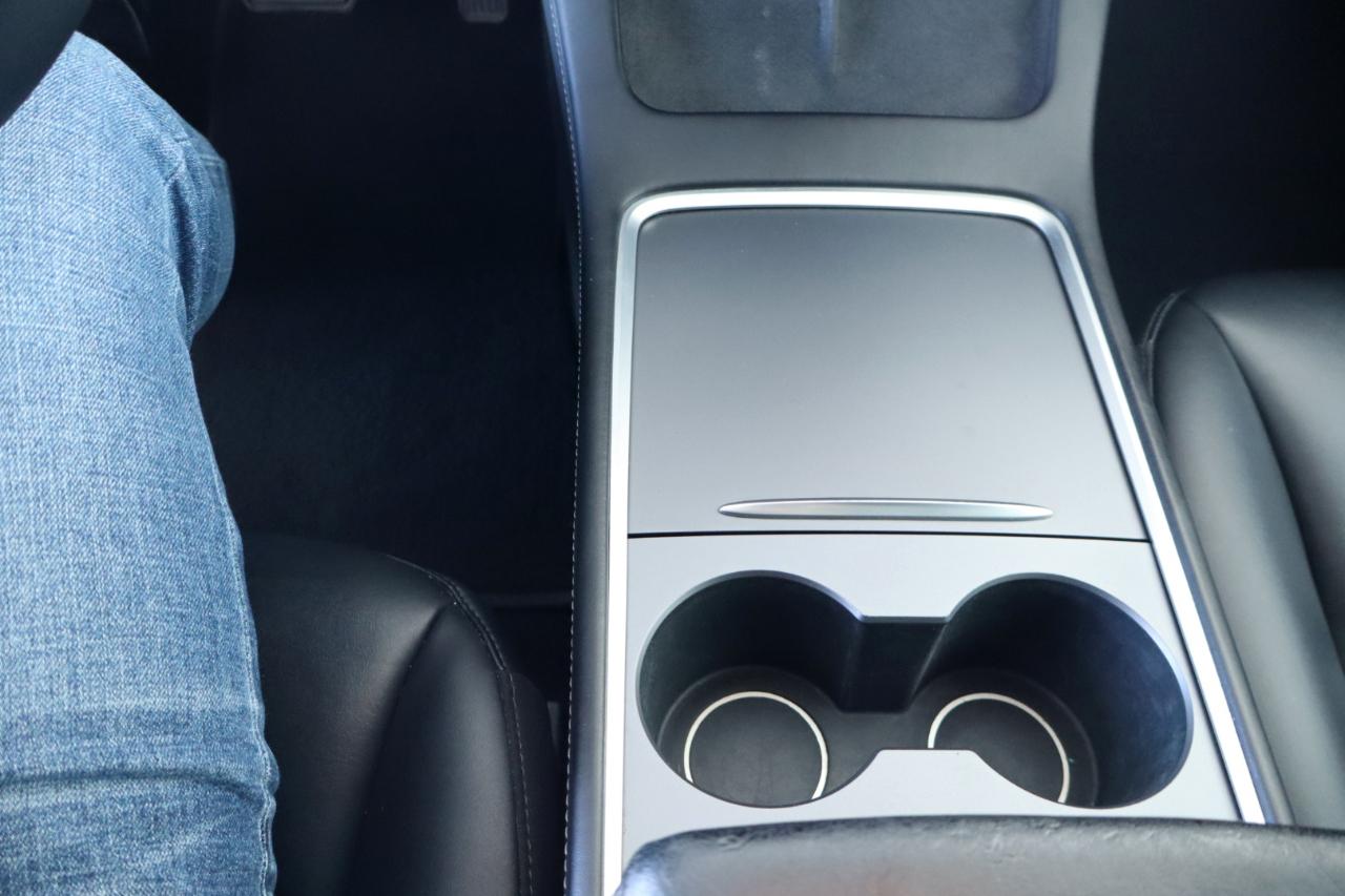 Tesla Model Y Long Range AWD 2024