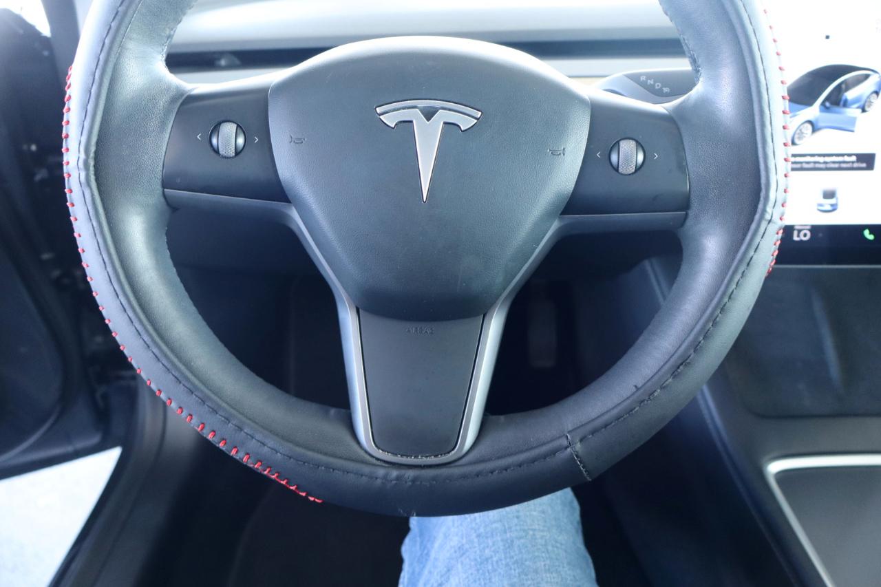 Tesla Model Y Long Range AWD 2024