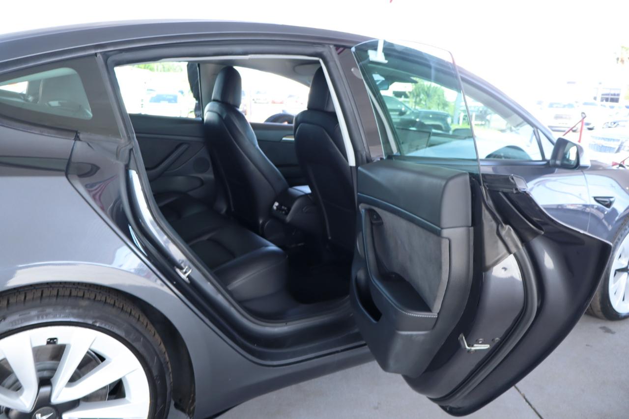 Tesla Model Y Long Range AWD 2024